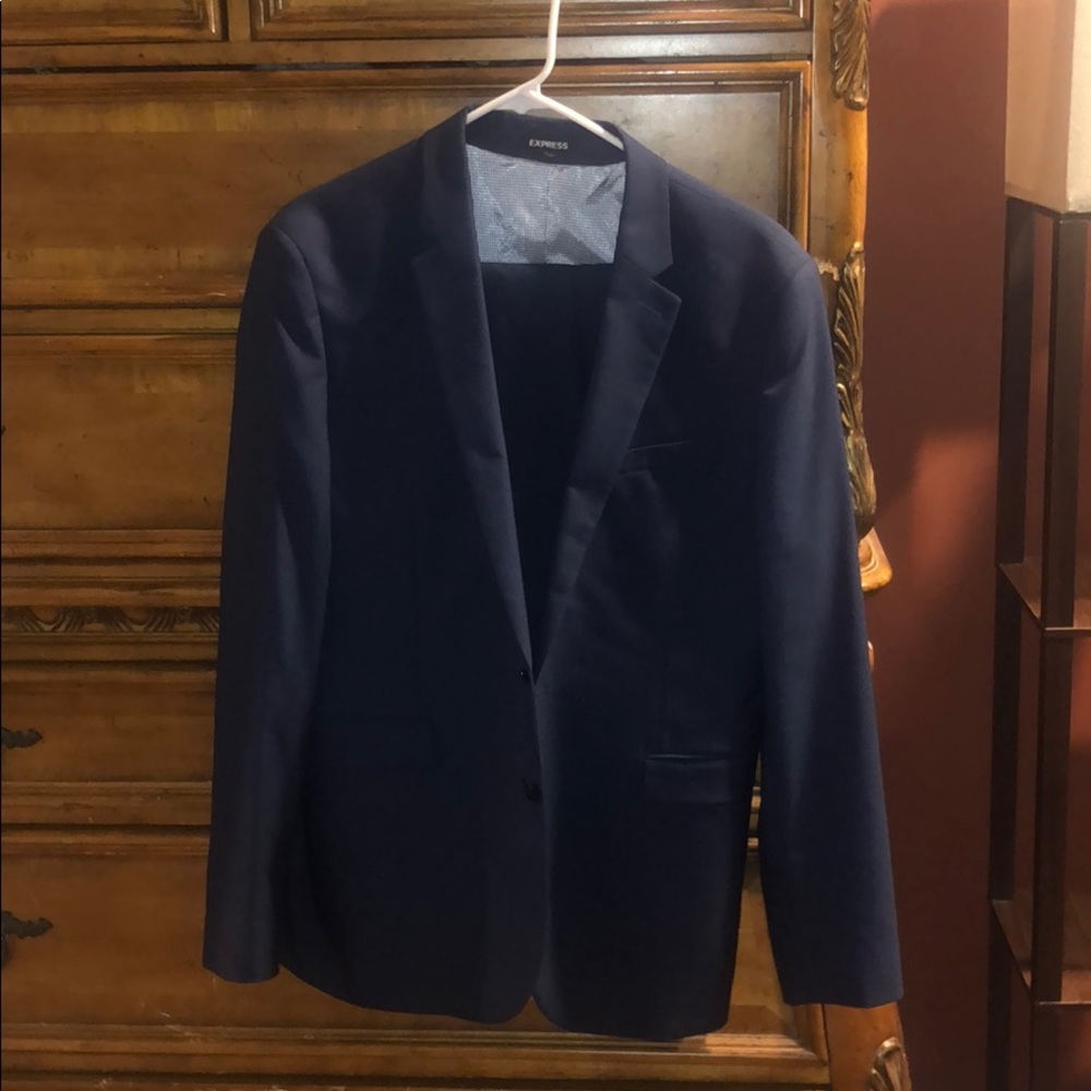 Suit